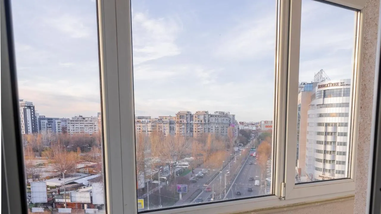 City Center Apartment With Skyline View Bukarest